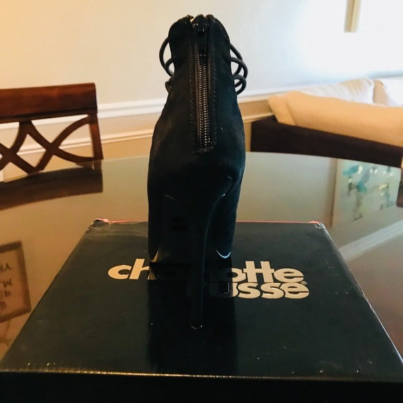 ⛔️SOLD⛔️ Sexy Stiletto Heels - Picture 4 of 4